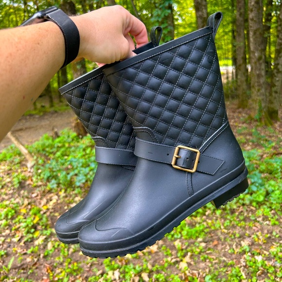 Mid calf quilted pattern Capellini Rain boots Women’s size 10 - Picture 4 of 5